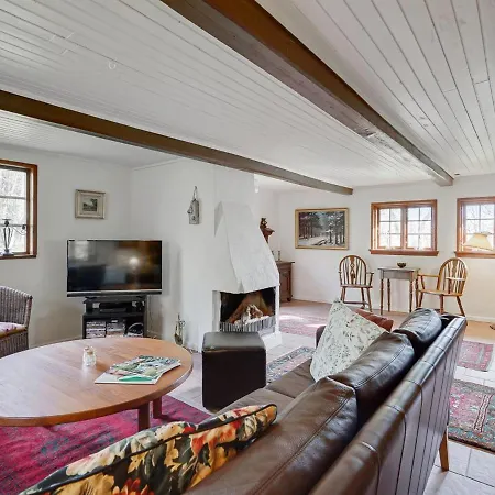 Holiday home Elvin - 2-7km From The Sea In Funen By Interhome Humble